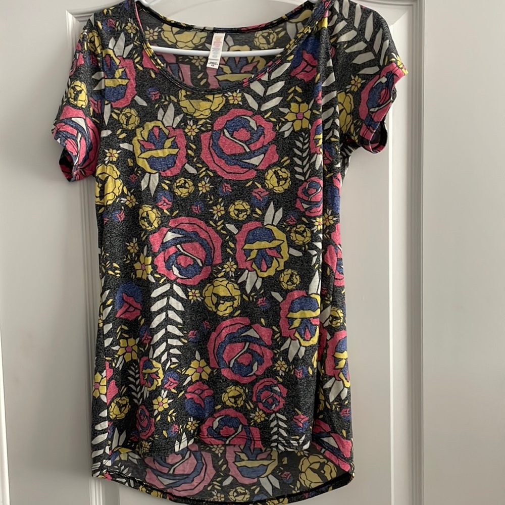 LuLaRoe Classic Tee